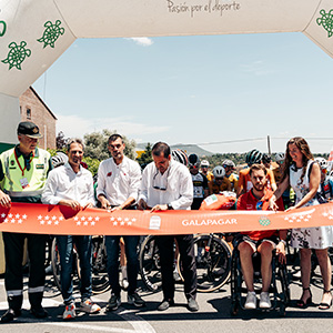 Personas en la salida de una carrera
